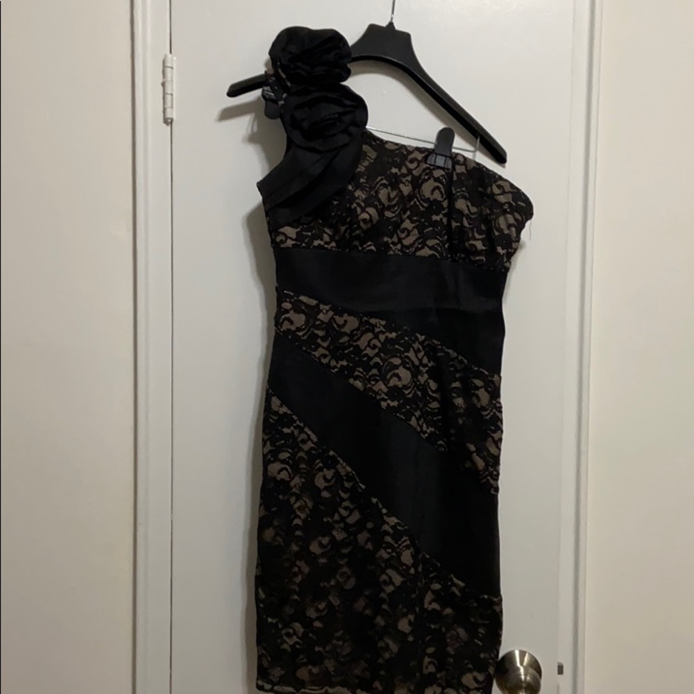 Beautiful one shoulder dress